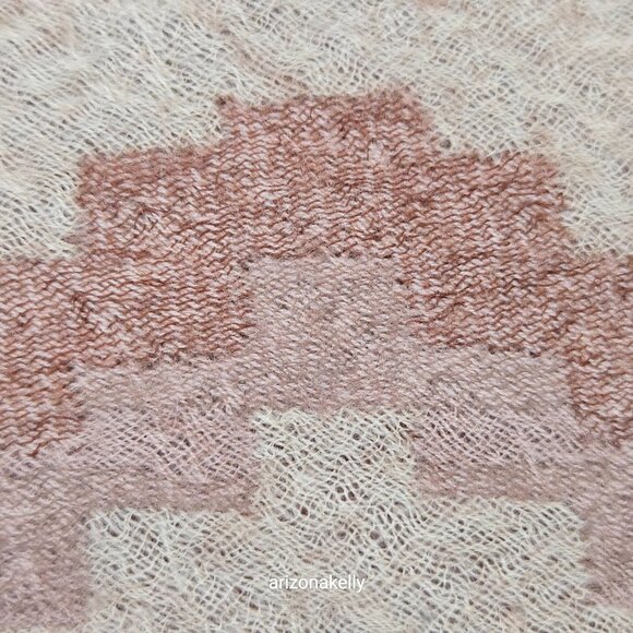 Wilfred Faroe Merino Wool Triangle Scarf Pinkish Taupe Aritzia - Picture 8 of 12